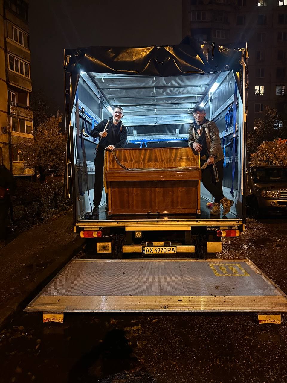 Перевезення піаніно у Харкові — Вантаж Time